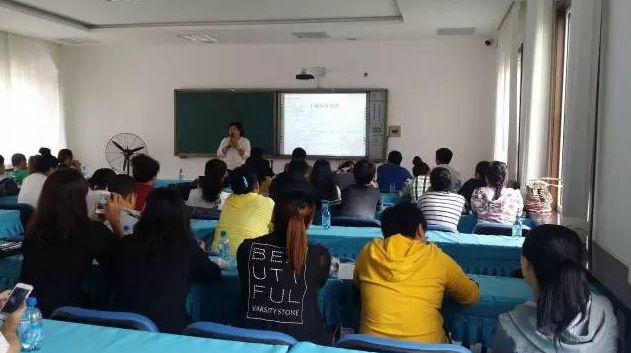 高新区2015年全市就业考核目标取得四项第一